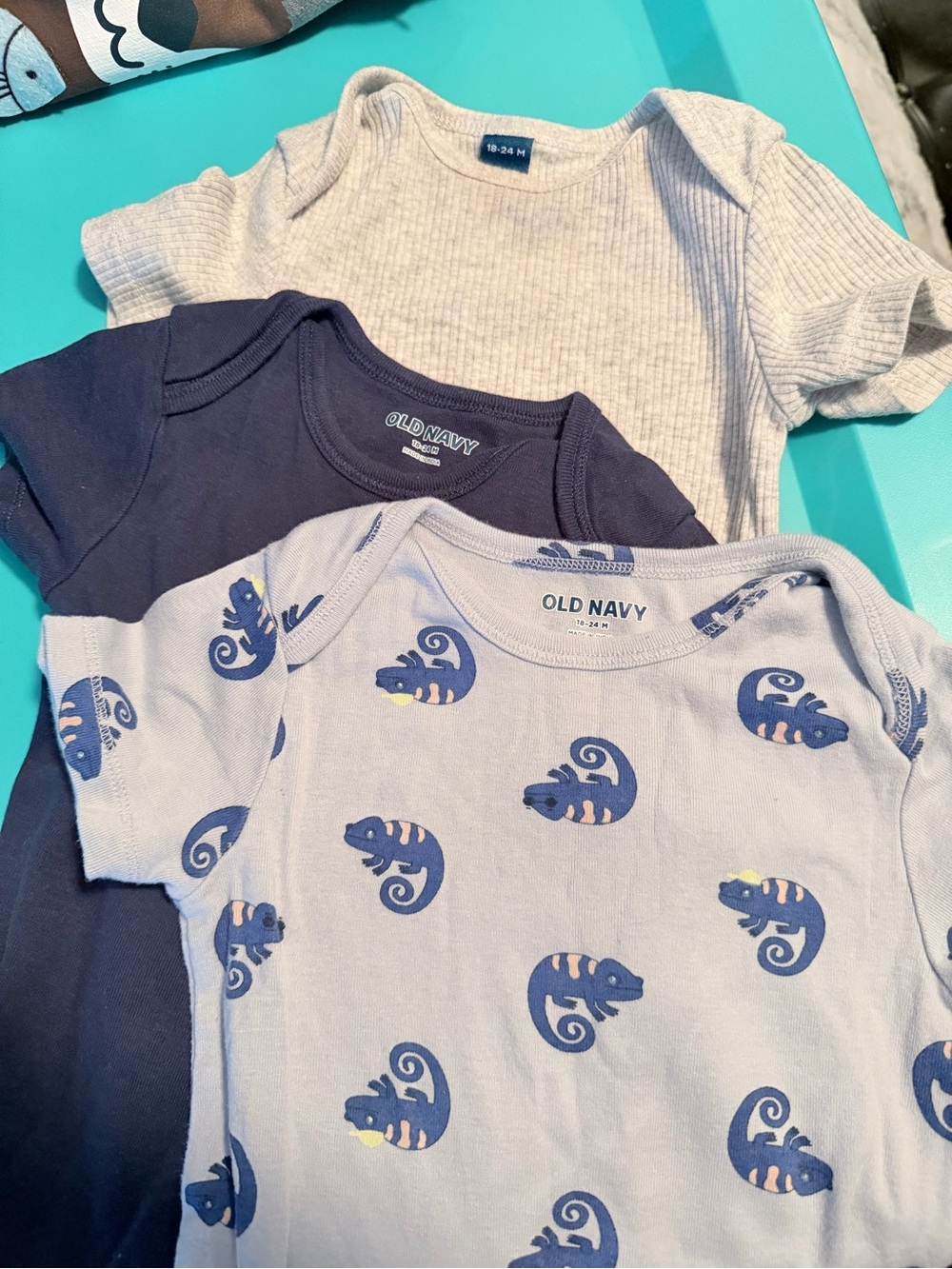 Old Navy Light Blue, Navy & Heather Gray Short-Sleeve Bodysuit 3-Pack